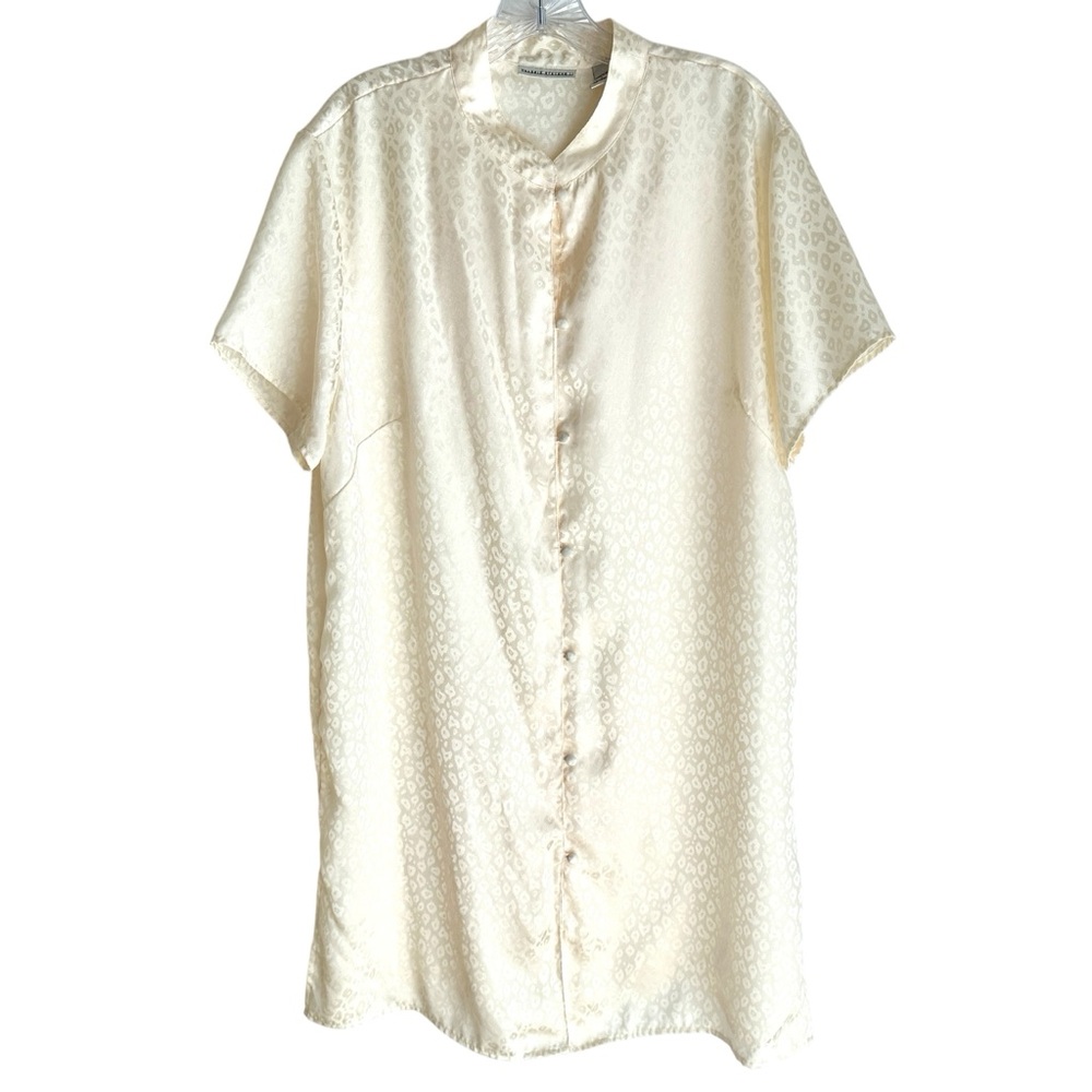 Vintage 80’s or 90’s Valerie Stevens Ivory White Robe Made in Hong Kong Size 1X